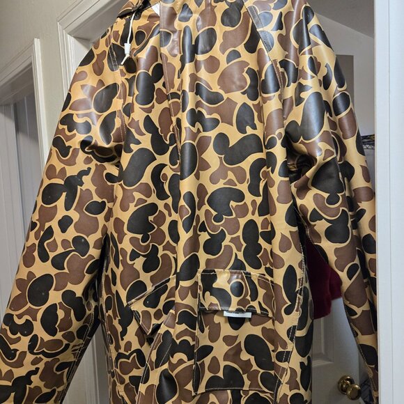 Unisex camouflage raincoat. - Picture 2 of 4